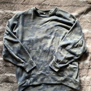 express one eleven oversized camo sweatshirt